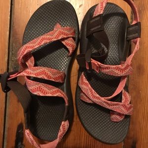 Like-new Chacos